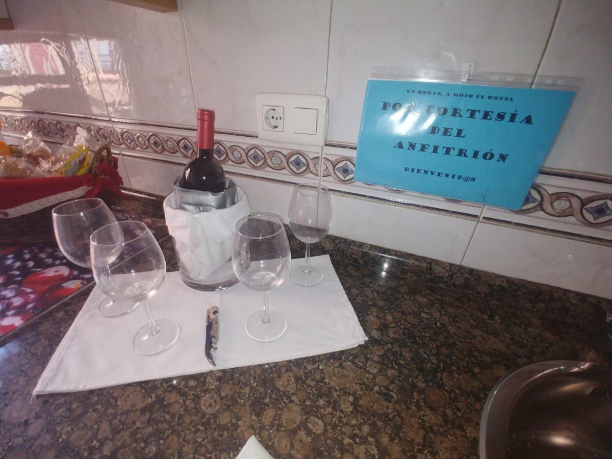 Hogar, A Modo De Hotel Gijón Eksteriør billede