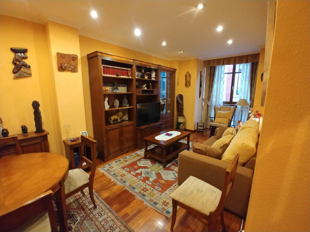 Hogar, A Modo De Hotel Gijón Eksteriør billede