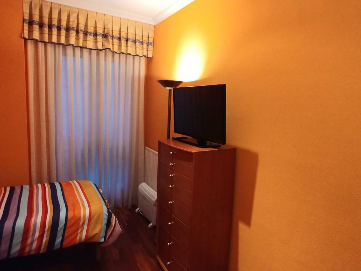 Hogar, A Modo De Hotel Gijón Eksteriør billede
