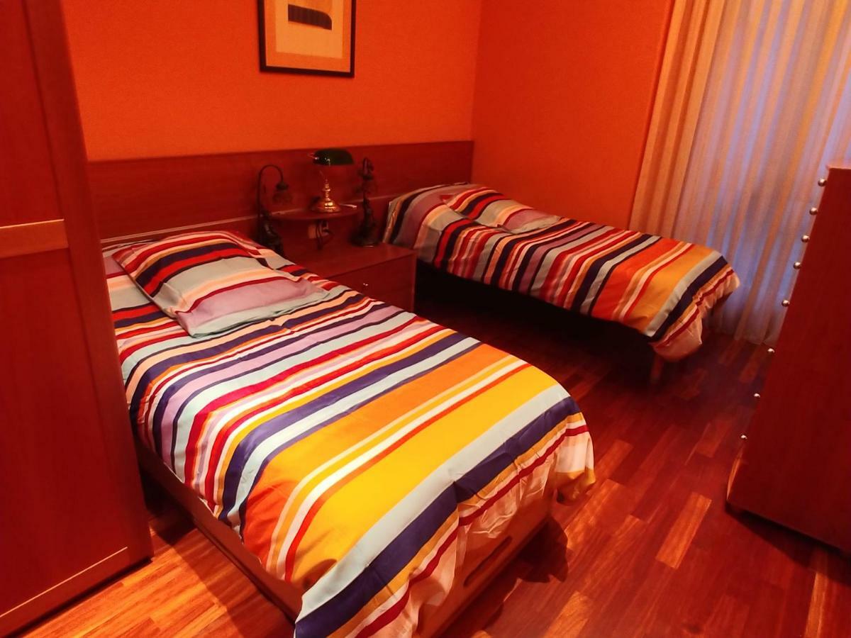 Hogar, A Modo De Hotel Gijón Eksteriør billede